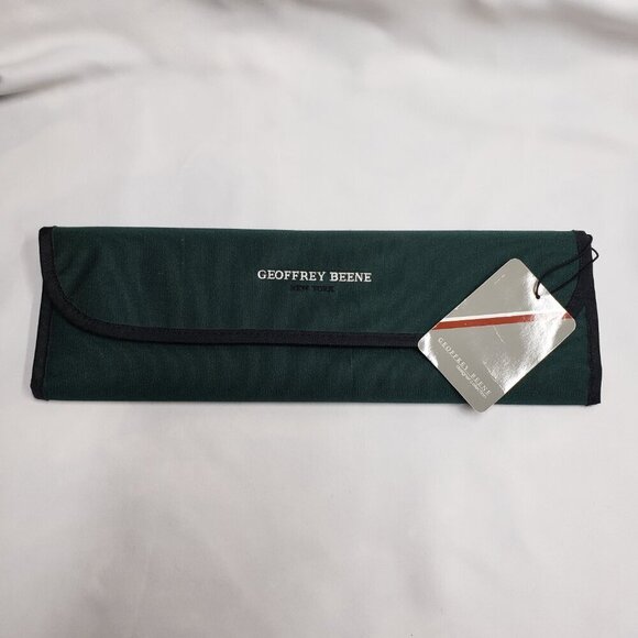 New Geoffrey Beene Green Travel Toiletries Fold Up Bag - Picture 2 of 11